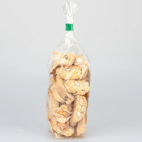 Biscotti con le mandorle Lucani