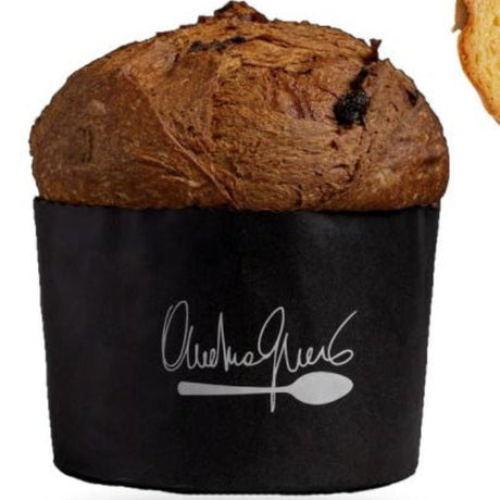 Panettone artigianale al cioccolato al latte e fichi canditi, firmato Andrea Gnoni, ricco e profumato